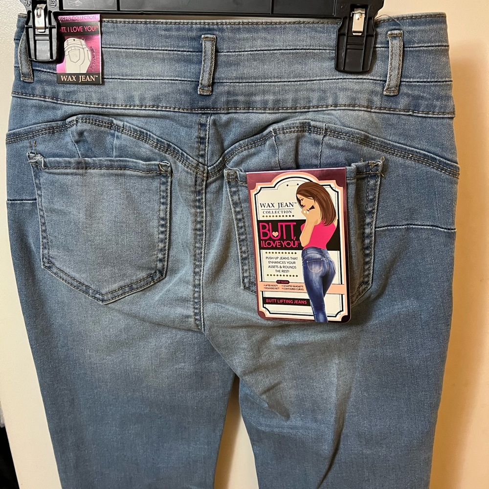 Women’s blue skinny jeans fit size 9. Never worn. Good condition 28 inch inseam - Picture 7 of 9